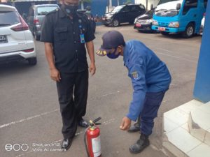 Pelatihan Penggunaan APAR bagi Sekuriti BNN Kota Depok