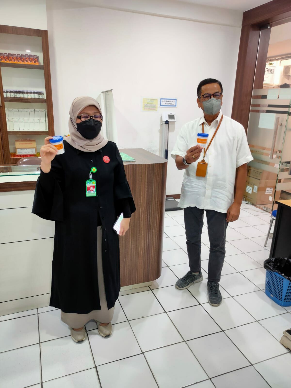 Deteksi dini pemeriksaan urine Civitas Akademika UPN Veteran Jakarta Deteksi dini pemeriksaan urine Civitas Akademika UPN Veteran Jakarta